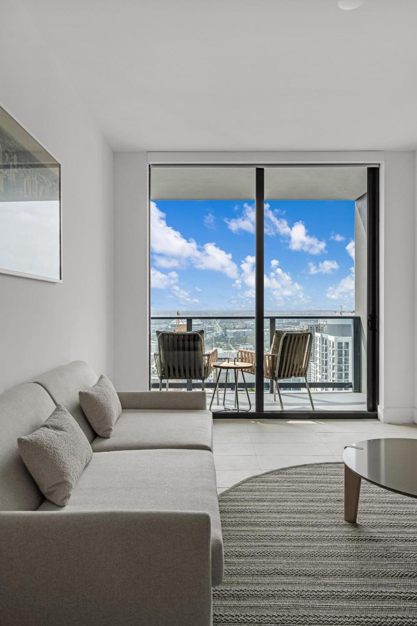Modern 1Br Apartment With Breathtaking Views Heart Of Downtown ميامي المظهر الخارجي الصورة